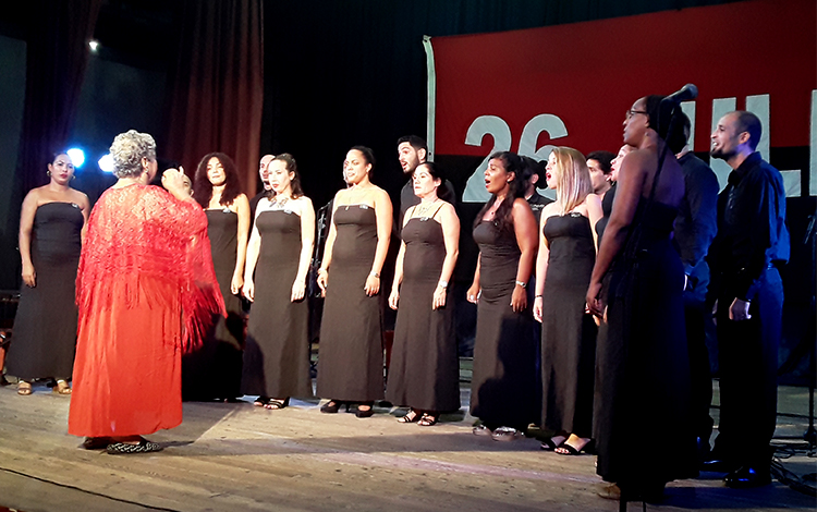 Coro Provincial de Villa Clara, dirigido por la maestra Yolanda Martínez Ordóñez. (Foto: Francisnet Díaz Rondón)