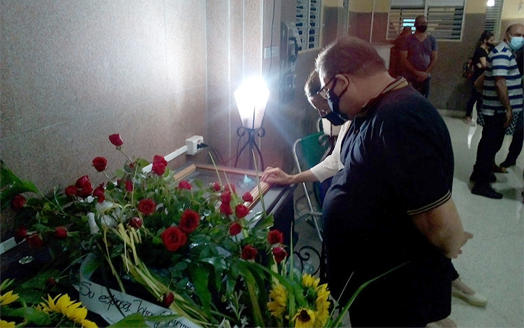 Amigos rinden homenaje póstumo a Antonio Pérez Santos, presidente de la Uneac en Villa Clara.