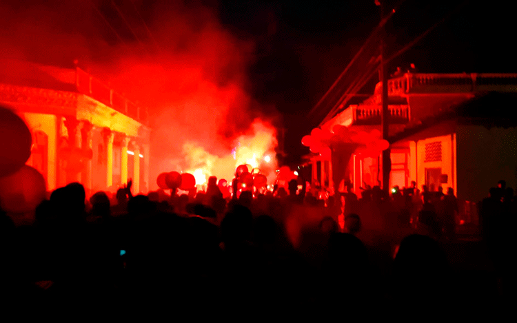 Conga del barrio La Loma, parrandas 2019 (Foto Dayana Darias Valdés)