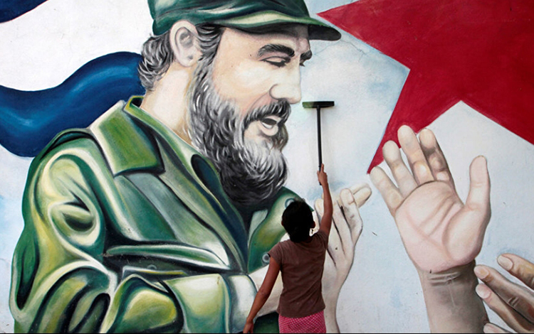 Mural en homenaje a Fidel.