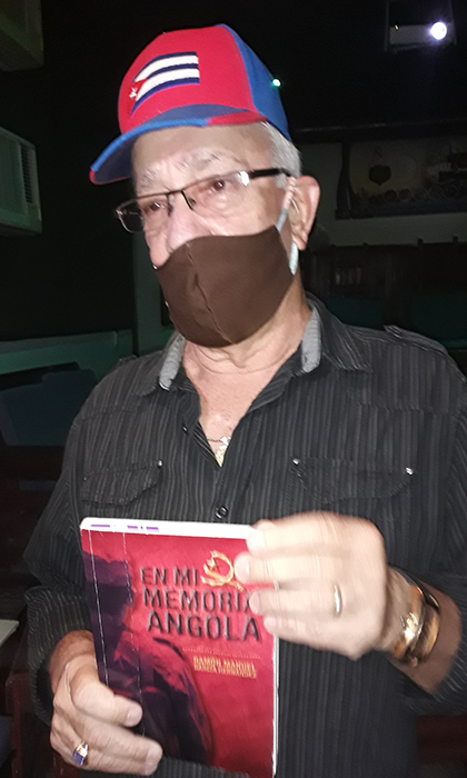 Normando Hernández Castro, comentarista deportivo de la radio en Villa Clara. Normando Hernández Castro, comentarista deportivo de la radio en Villa Clara.
