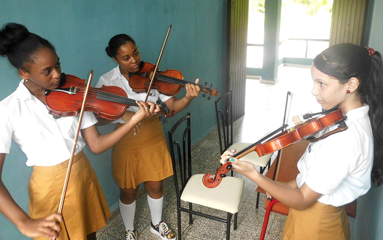 Enseñanza artística en Villa Clara.