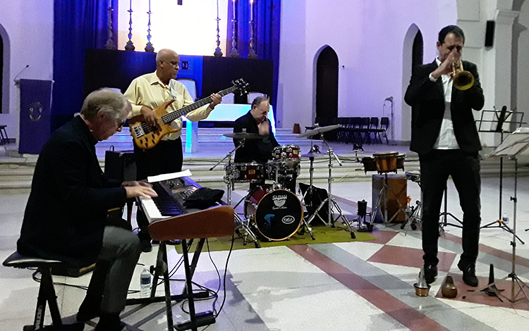 El maestro Hernán López-Nussa y su grupo en la clausura del vigesimosexto Festival A Tempo con Caturla de Música de Cámara ratificó el estatus de ser uno de los eventos de su tipo más importantes de Cuba. (Foto: Francisnet Díaz Rondón)