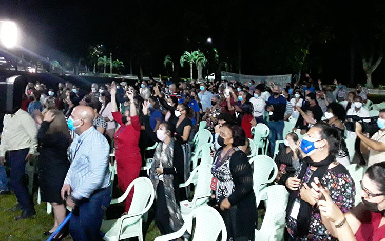 Los delegados disfrutaron de la buena música cubana. (Foto: Francisnet Díaz Rondón)