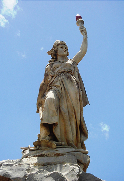 Estatua de la Libertad, en Remedios, Villa Clara.