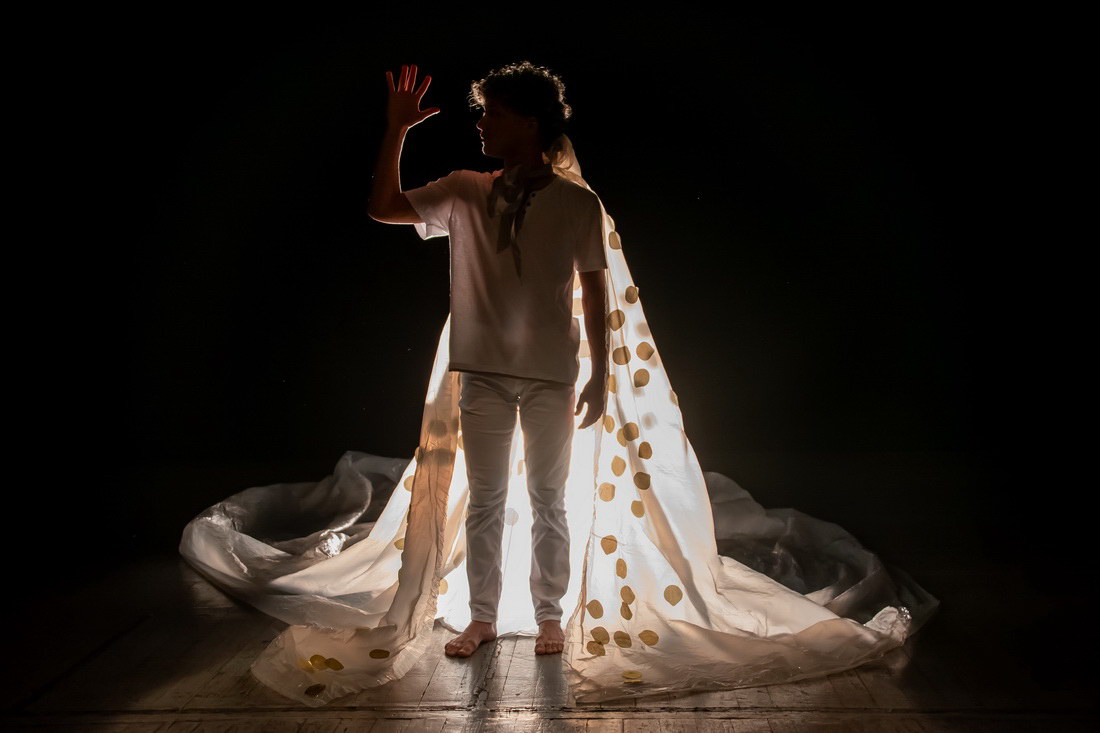 Danza del Alma en la obra Poesía de Isla Grande.