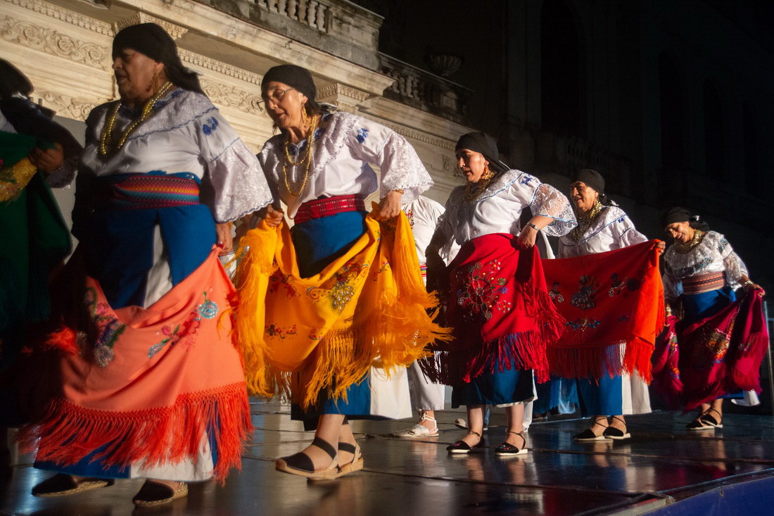 Danza de Ecuador.