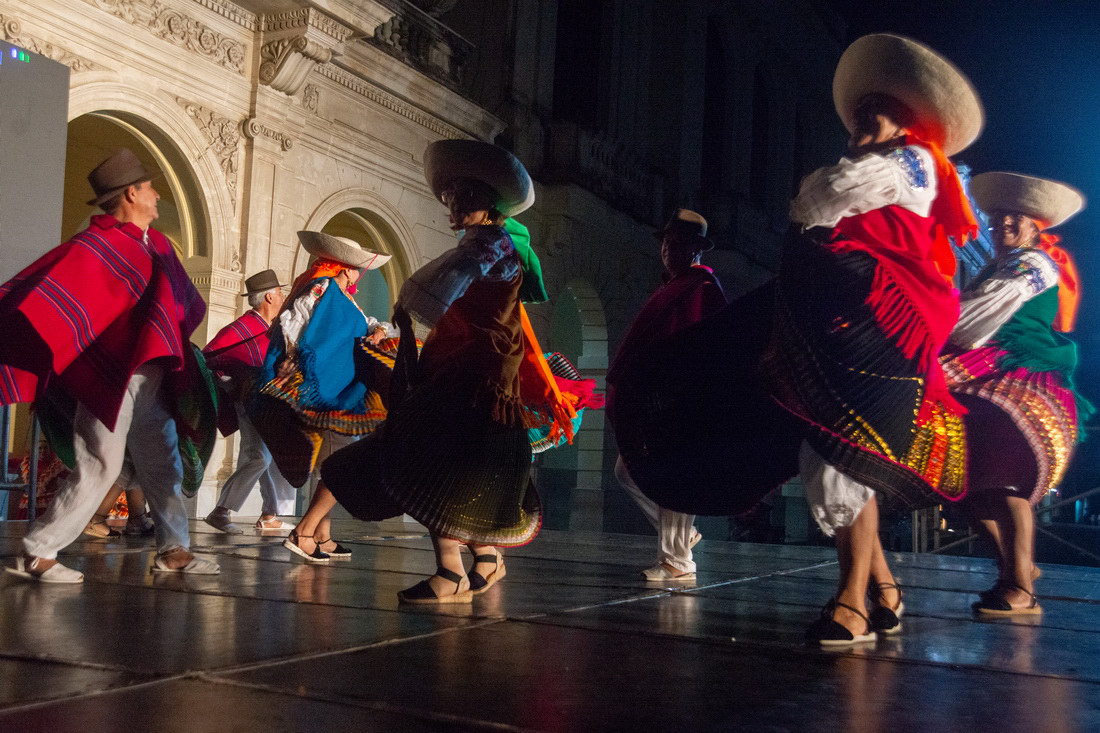 Ballet folklórico ecuatoriano Inti Raymi.