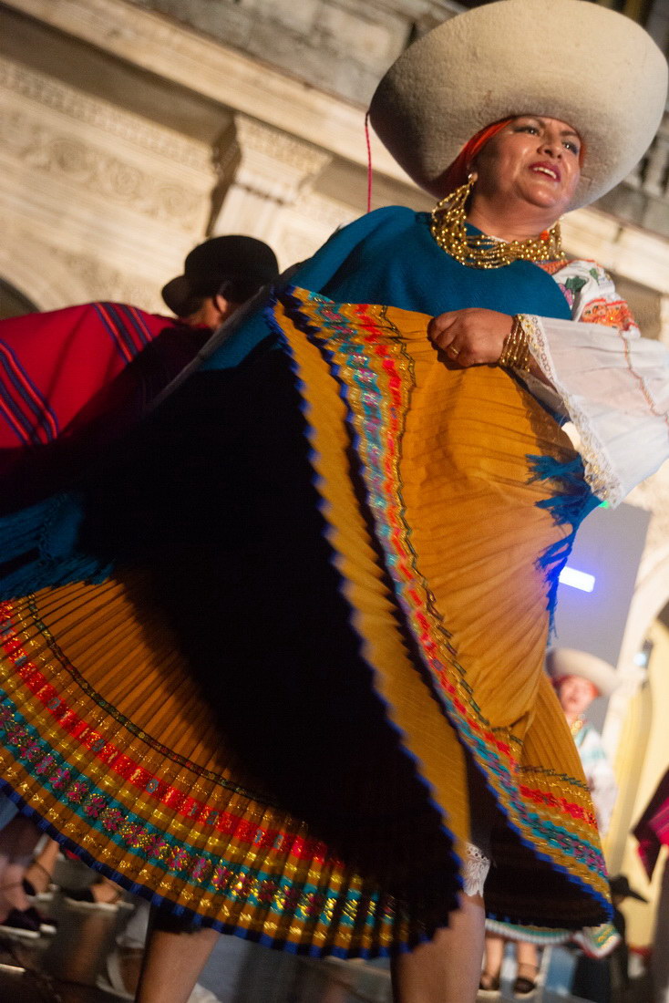 Ballet folklórico ecuatoriano Inti Raymi.