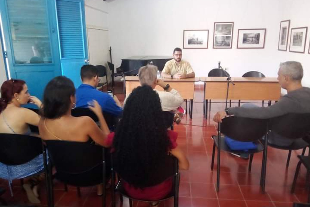 Conferencia del IX Encuentro Hispanoamericano de Escritores.