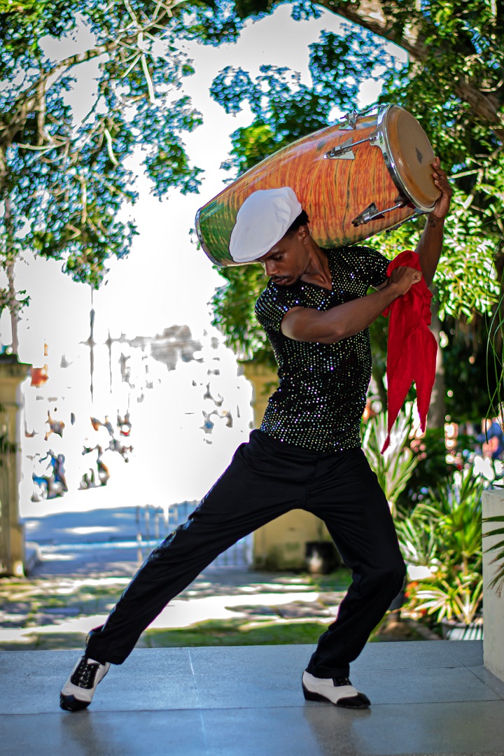 Bailarines de la Compañía Cuba Baila.