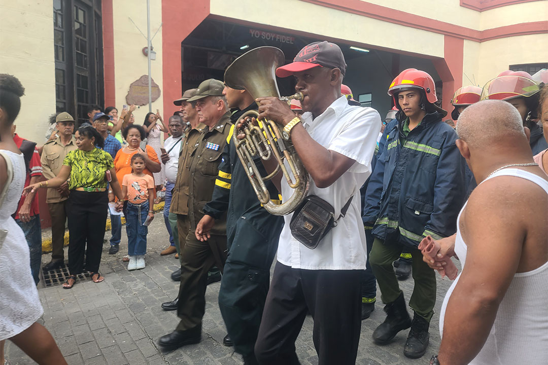 Desfile de los bomberos.