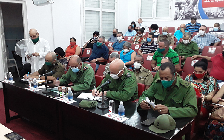 En el Consejo de Defensa Provincial se instó a no bajar la guardia y no confiarse con ausencia de casos positivos. (Foto: Francisnet Díaz Rondón)