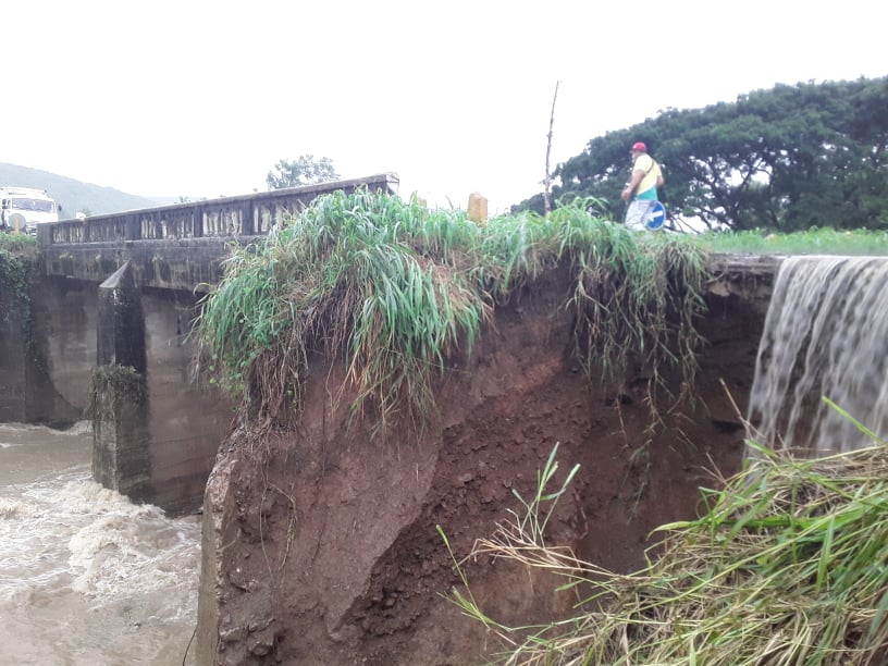 Puente Arroyo Los pasos