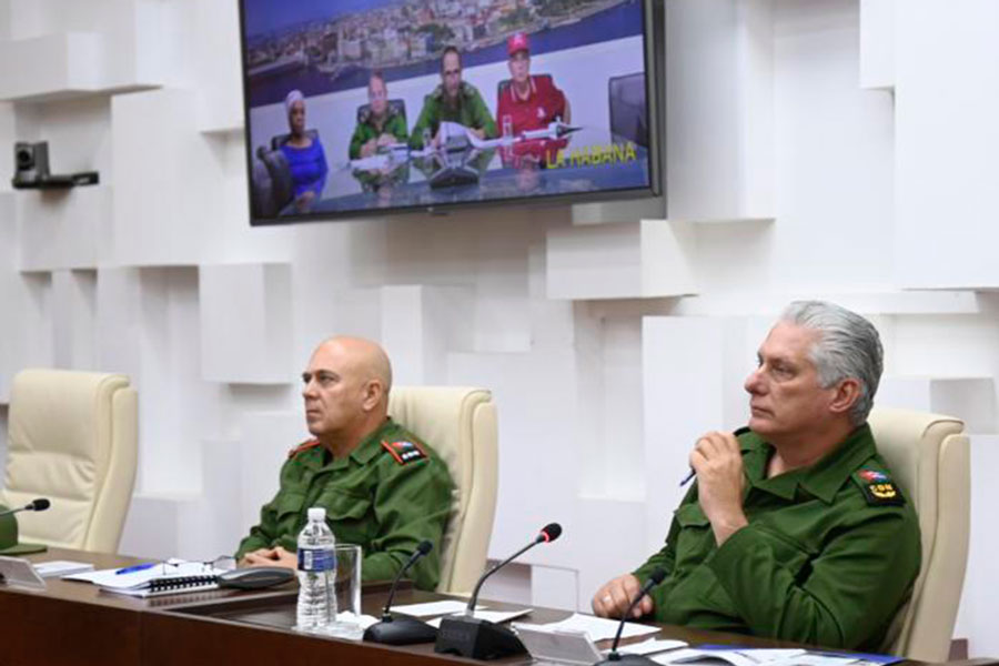 Miguel Díaz-Canel, presidente del CDN, y Roberto Morales Ojeda, secretario de Organización del Comité Central del Partido.