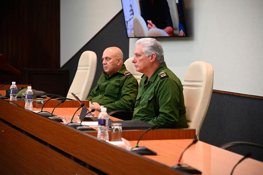 Miguel Díaz-Canel y Roberto Morales Ojeda.