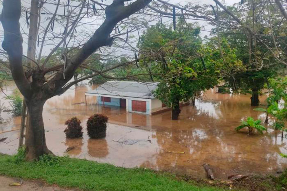 Casa inundada en el oriente de Cuba.