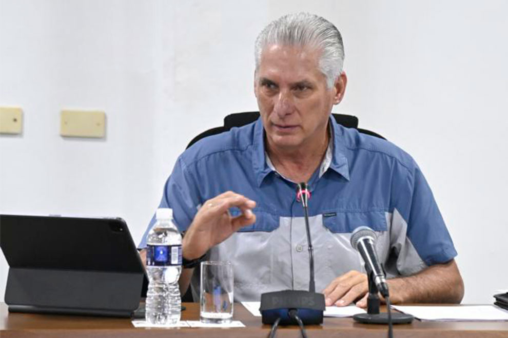 Miguel Díaz-Canel Bermúdez preside el Consejo de Defensa Nacional ampliado.