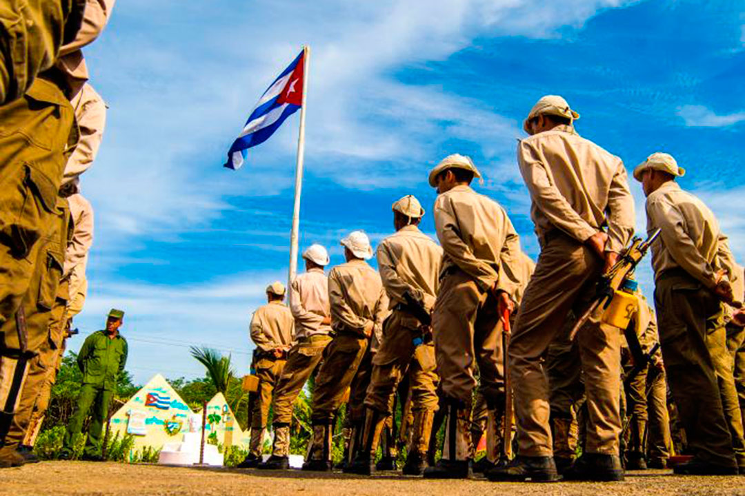 Soldados del Ejército Juvenil del Trabajo.