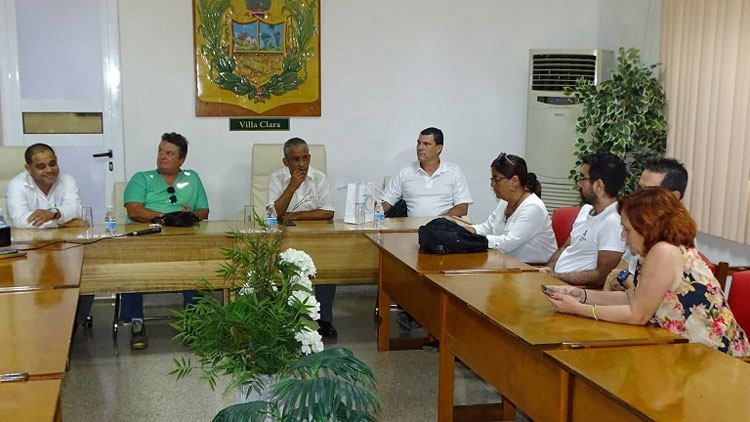 Encuentro de exagentes de la Seguridad del Estado con la prensa de Villa Clara.