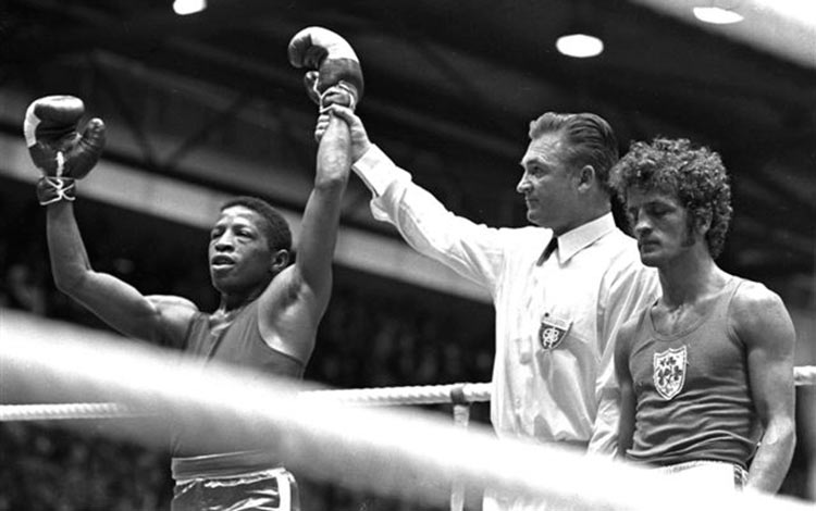 Boxeador cubano Orlandito Martínez es proclamado campeón en la Olimpiada de Munich 1972.