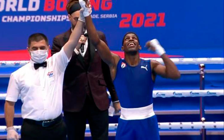 Andy Cruz, boxeador cubano, campeón de los 63.5 kg en el Campeonato Mundial de Boxeo de Belgrado 2021.