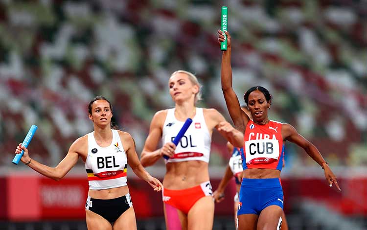 Relevo 4x400 femenino cubano clasifica para la final de Tokio 2020.