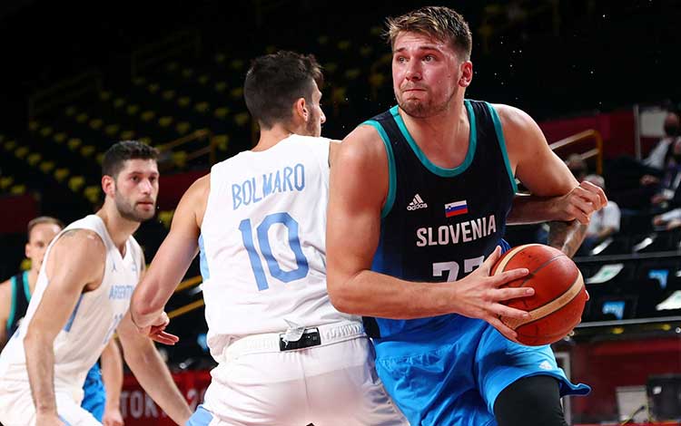 Luka Doncic está demostrando ser la gran estrella del baloncesto en Tokio 2020.