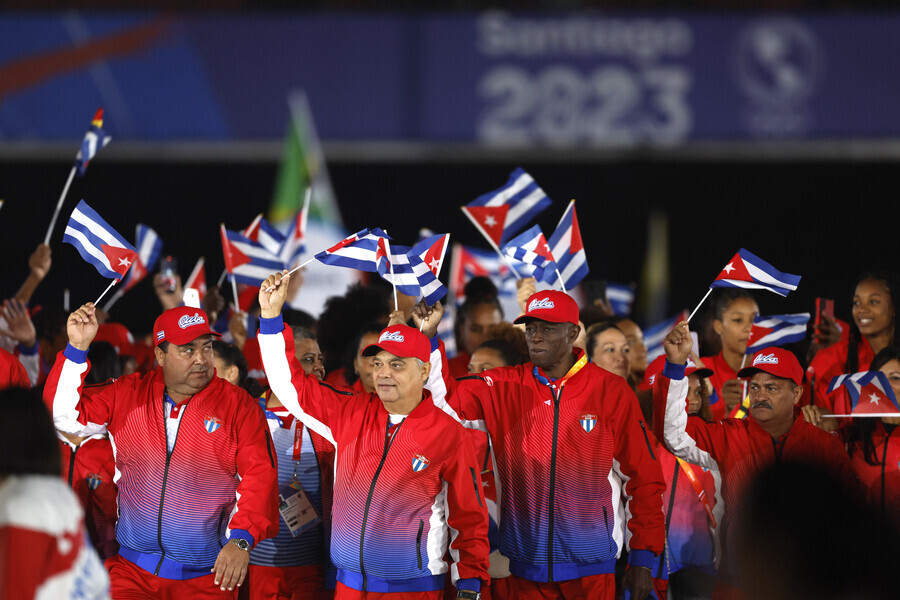 Delegación cubana en inauguración de los Panamericanos Santiago 2023.