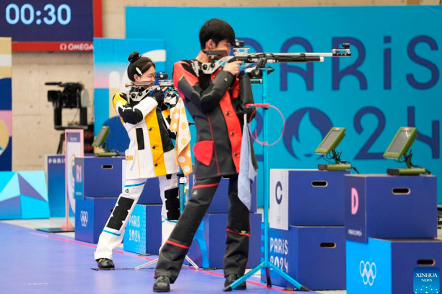 Dupla mixta china de rifle a 10 m, primer oro en París.