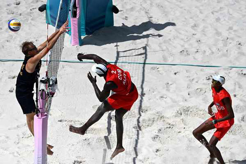 Suecia venció a la dupla cubana de voleibol de playa.