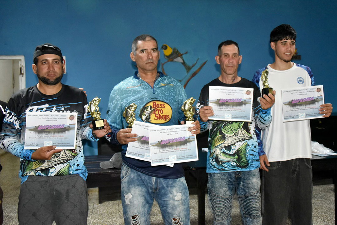 Premiados en el torneo.