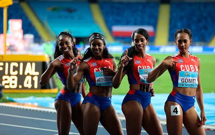 Relevo femenino cubano de 4x400, ganador de oro en el Mundial de Relevos de Silesia 2021.
