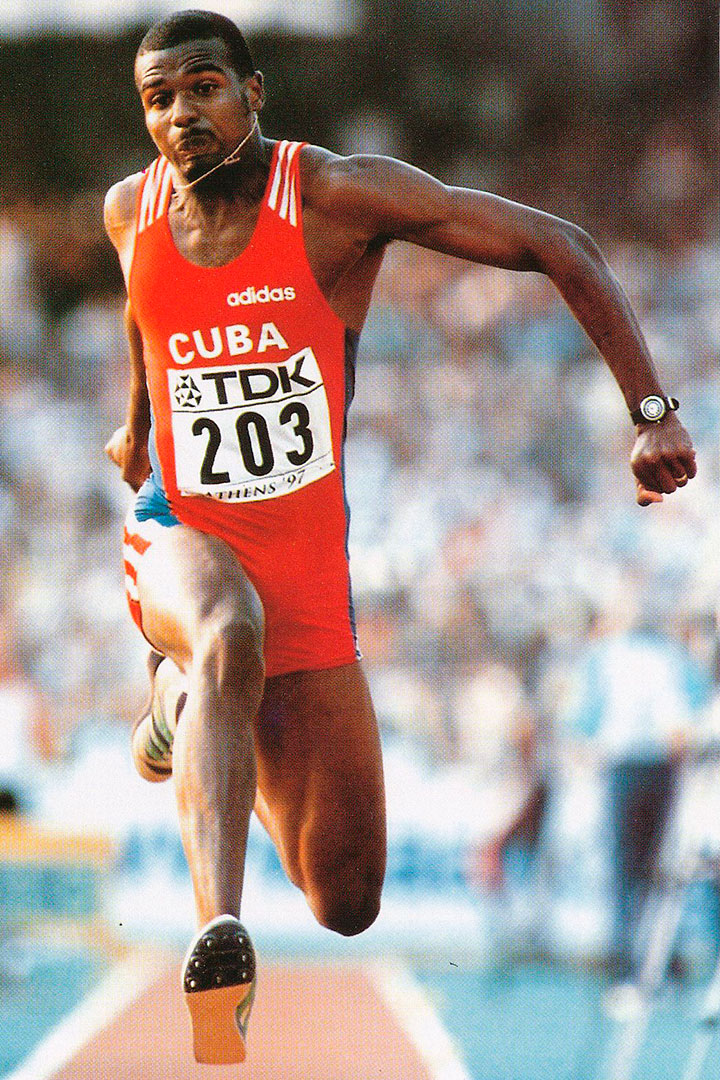 Yoelbi Quesada, campeón de triple salto.