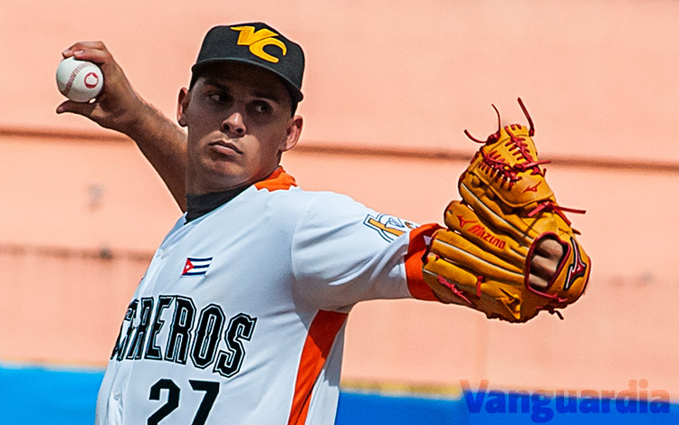 Pablo Luis Guillén, pitcher de Villa Clara.