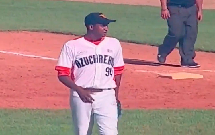 Yasmani Hernández, pitcher de Villa Clara,