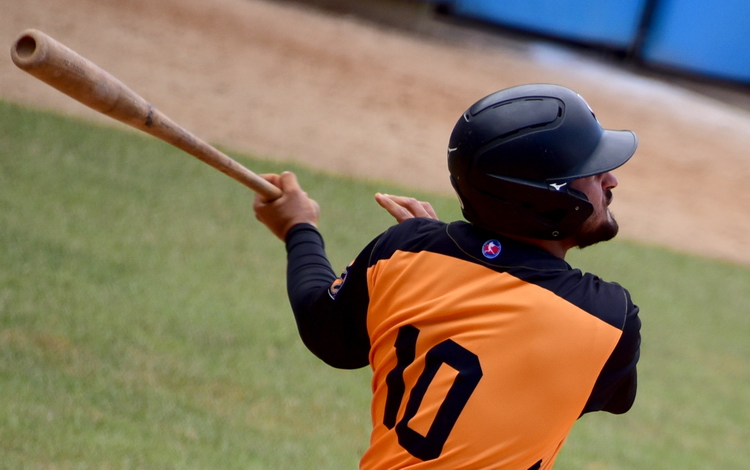 Yuri Marcos Fernández, pelotero de Villa Clara, que impulsó tres carreras en el juego 4 contra Ciego de ívila..