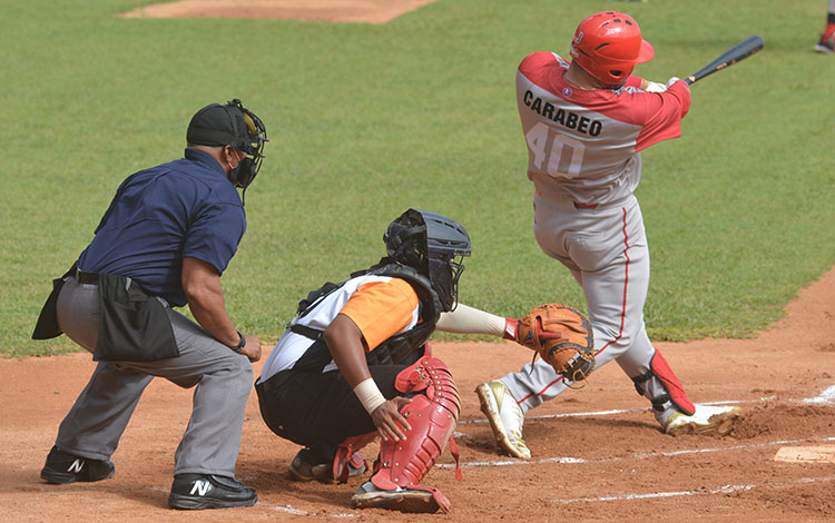 Javier Carabeo, jonronero del juego por Mayabeque.