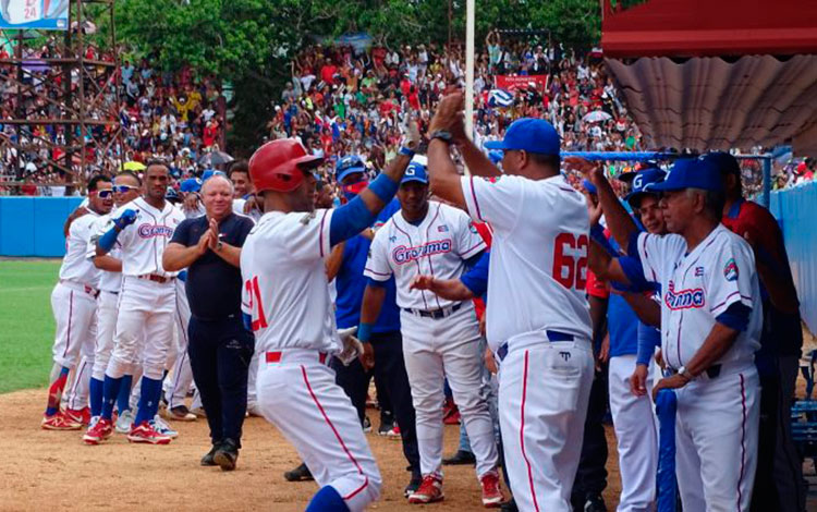 Victoria de los Alazanes de Granma en la 61 Serie Nacional de Béisbol.