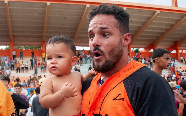 Yuri Marcos Fernández, héroe del quinto juego de la final entre Villa Clara y Santiago de Cuba.