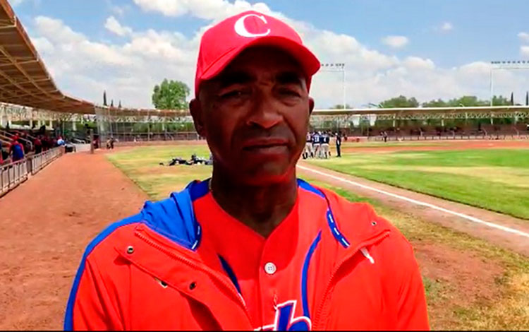 Armando Johnson, director del equipo Cuba de béisbol.