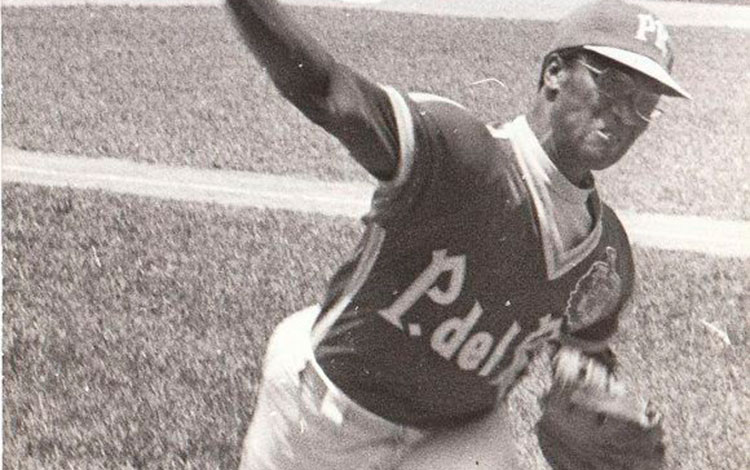 Julio Romero, lanzador del béisbol cubano.