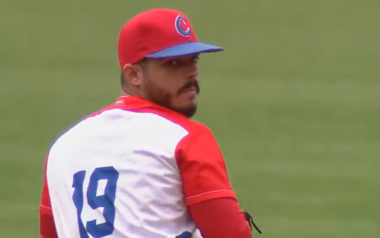 Lanzador villaclareño Oscar Hernández, ganador del juego entre Cuba y Australia en el Mundial de Béisbol Sub-23.