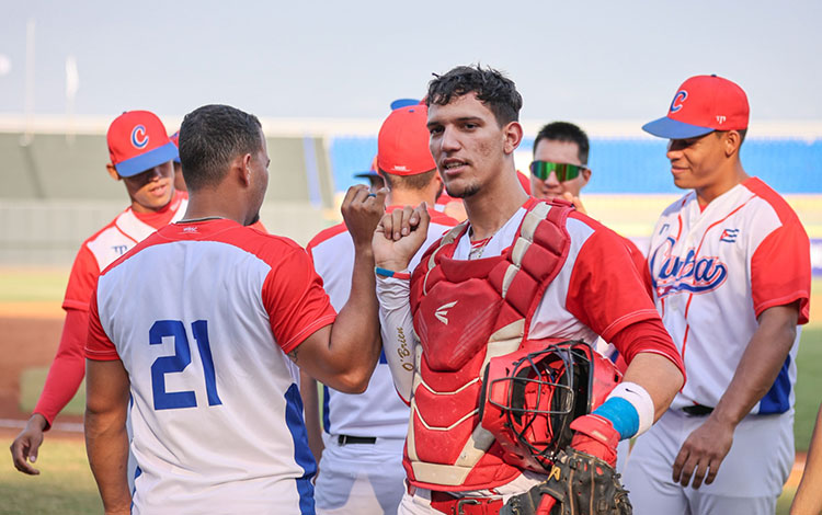 Cuba celebra victoria contra Alemania en la ronda de consuelo de la Copa Mundial de Béisbol Sub-23.