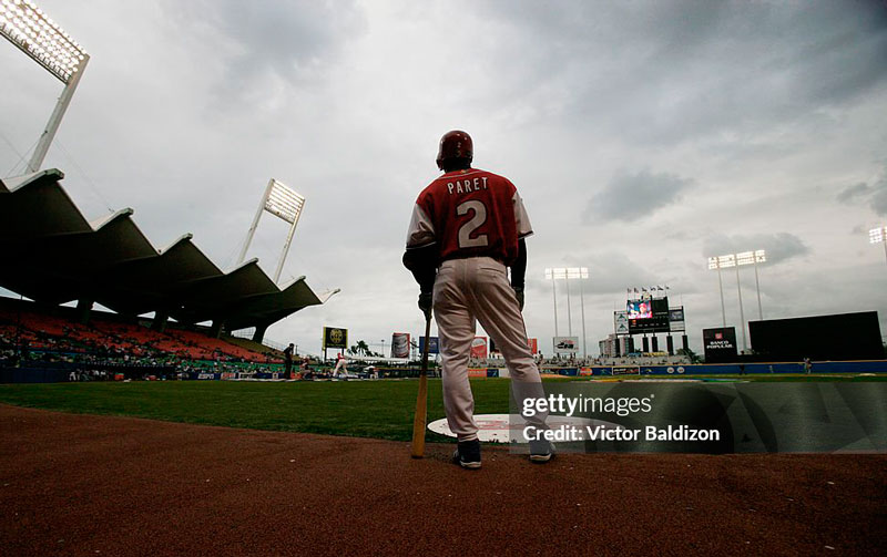 Eduardo Paret en el juego contra Panamá en el Priimer Clásico Mundial de Béisbol.