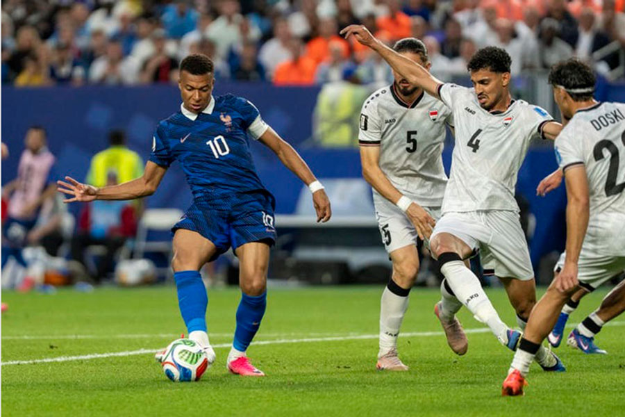 Mbappé en el juego de Francia contra Irak en la Copa Mundial 2026.