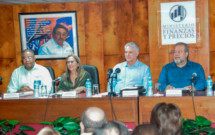 balance anual del Ministerio de Finanzas y Precios