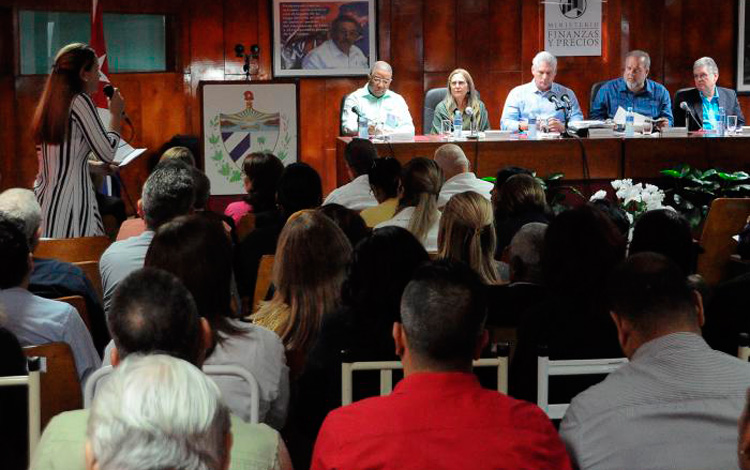 Balance anual del Ministerio de Finanzas y Precios