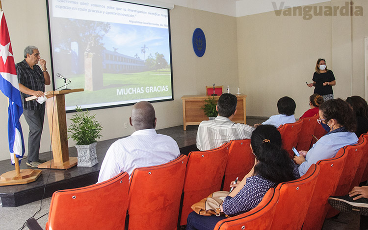 Encuentro de autoridades docentes de las universidades de La Habana y la UCLV.