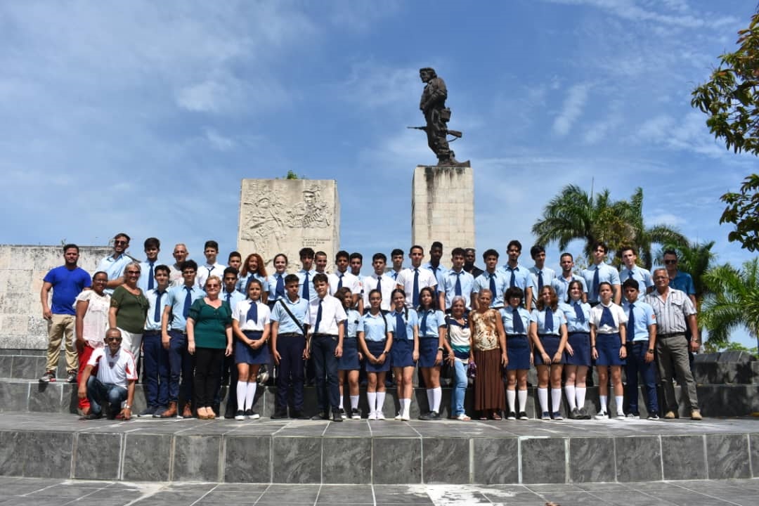 Ganadores de concursos del IPVCE Ernesto Che Guevara, de Villa Clara.